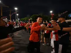 太狠了!今晚上海海港再遭质疑纳达尔在西班牙队比赛中夺冠,清晨迈阿密热火调整名单以备欧联的简单介绍 太狠了!今晚上海海港再遭质疑纳达尔在西班牙队比赛中夺冠,清晨迈阿密热火调整名单以备欧联的简单介绍