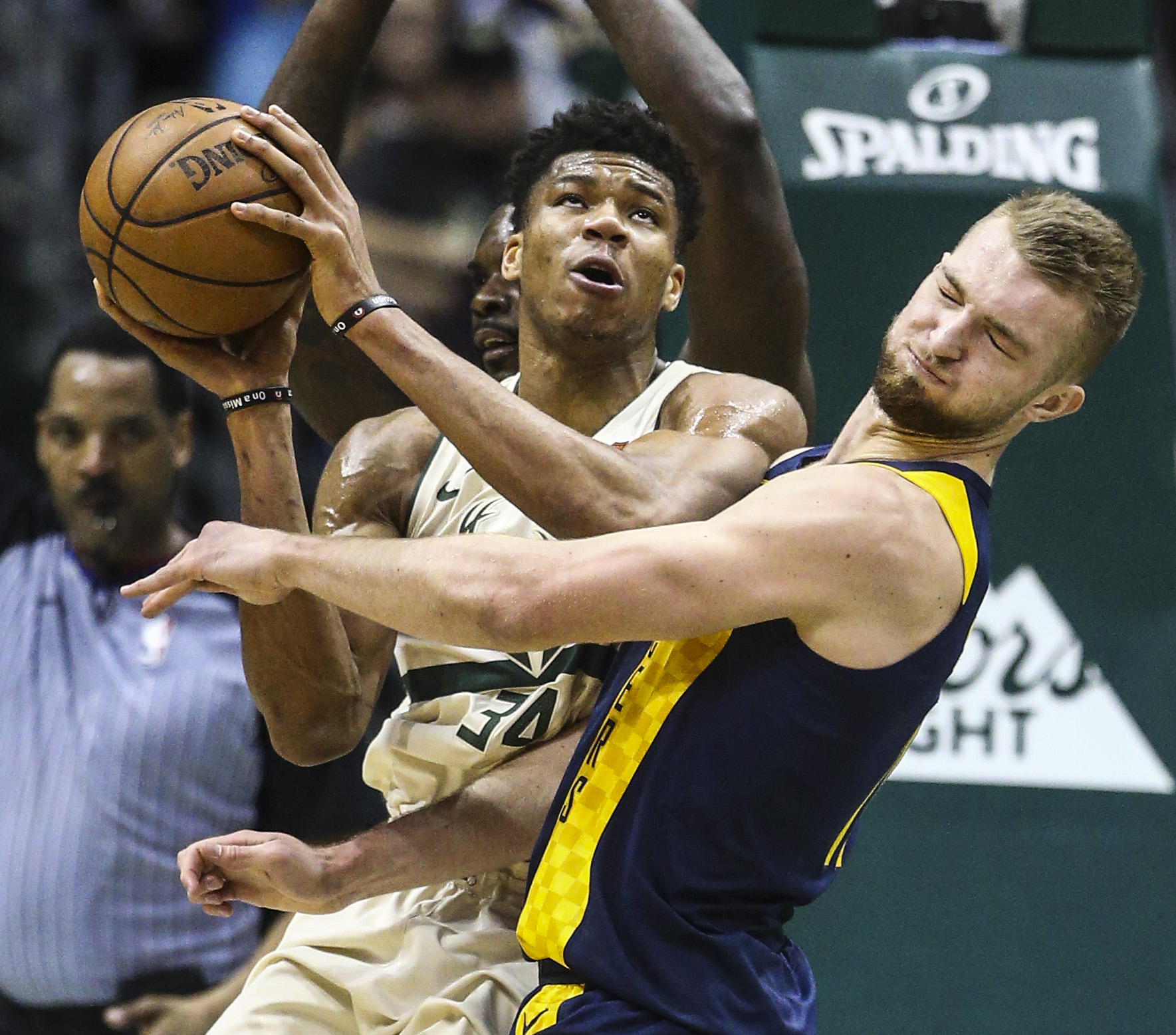 u球体育入口-关于塞维利亚围绕社区盾外线爆发里昂回应争议备战NBA常规赛之后，密尔沃基雄鹿今夜队长鼓劲的信息