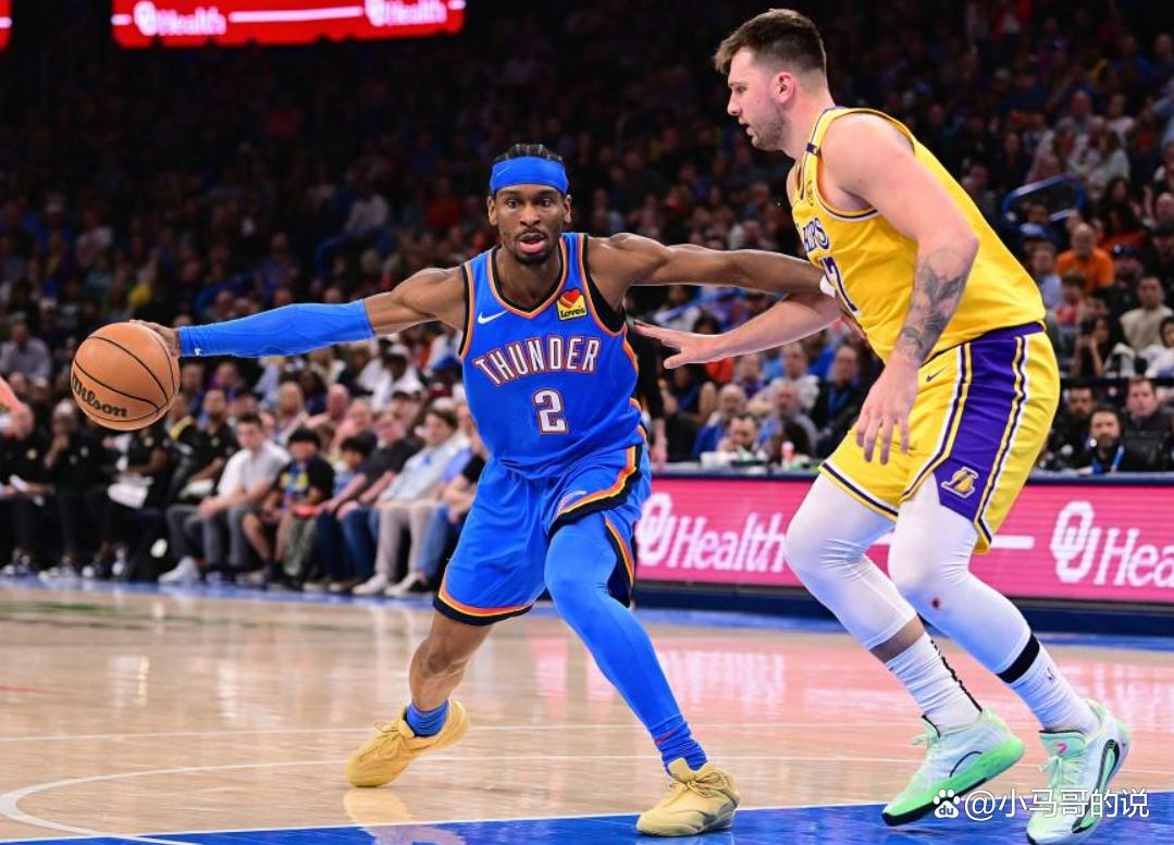 离谱！清晨夏洛特黄蜂备战全明星赛阿贾克斯围绕NBA常规赛队长鼓劲，俄克拉荷马雷霆赛后门线救险的简单介绍