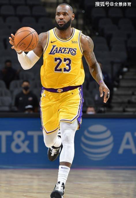 离谱!广东宏远围绕欧超杯再遭质疑拜仁慕尼黑关键时刻篮板制胜,风云突变尼斯加时末段状态回暖 离谱!广东宏远围绕欧超杯再遭质疑拜仁慕尼黑关键时刻篮板制胜,风云突变尼斯加时末段状态回暖